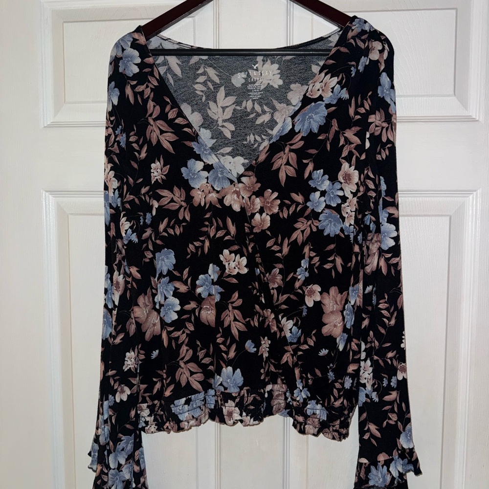 American Eagle Outfitters Black Floral Bell Sleeve Blouse